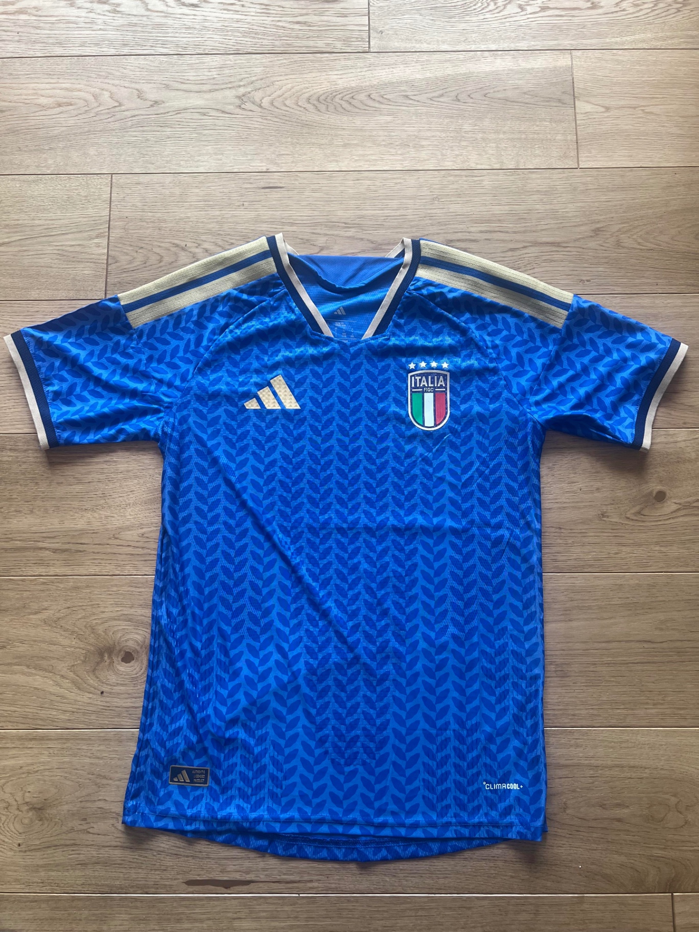 Customer photo of Italy home jersey